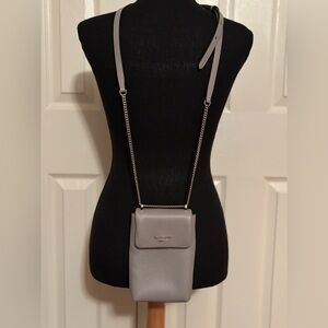 KATE SPADE VERONICA PEBBLED LEATHER NORTH SOUTH CROSSBODY WIT GOLD CHAIN DETAIL